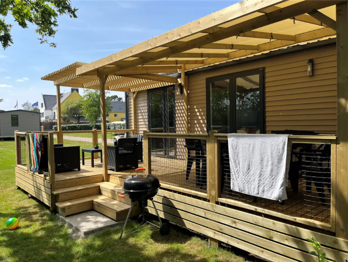Huisje stacaravan te huur premium tuinzijde camping Kost Ar Moor fouesnant bretagne
