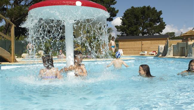 Verwarmd zwembad in fouesnant - camping kostarmor