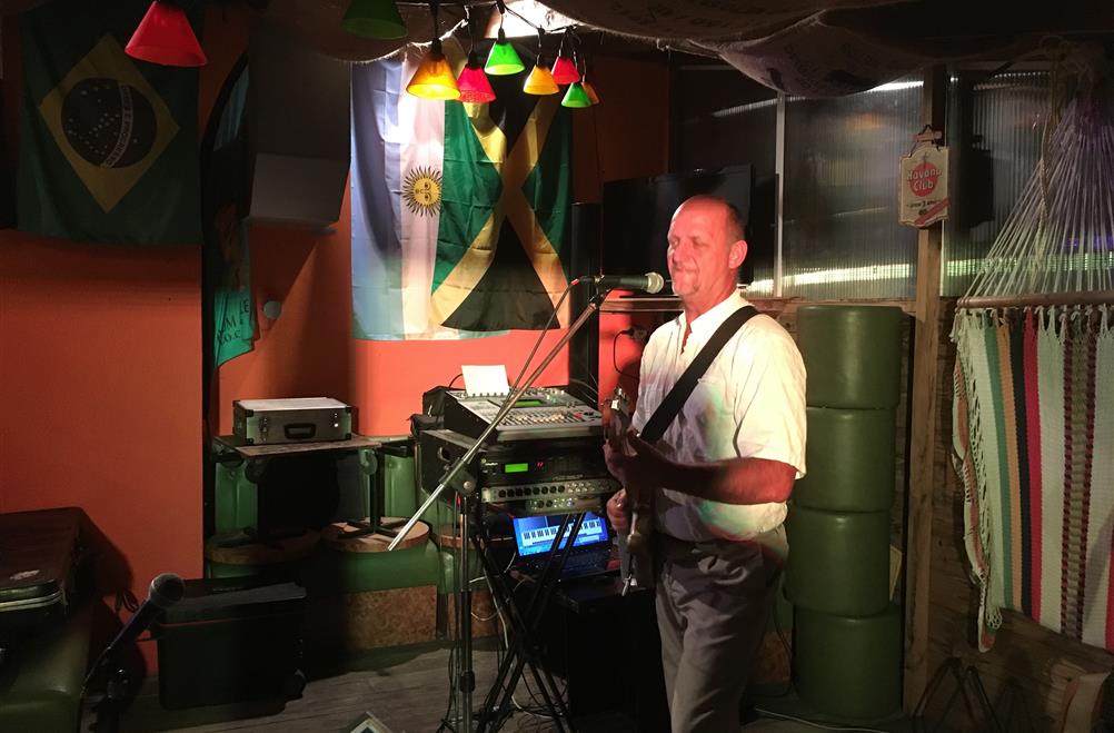 Muziekconcert op camping KostarMoor in Fouesnant