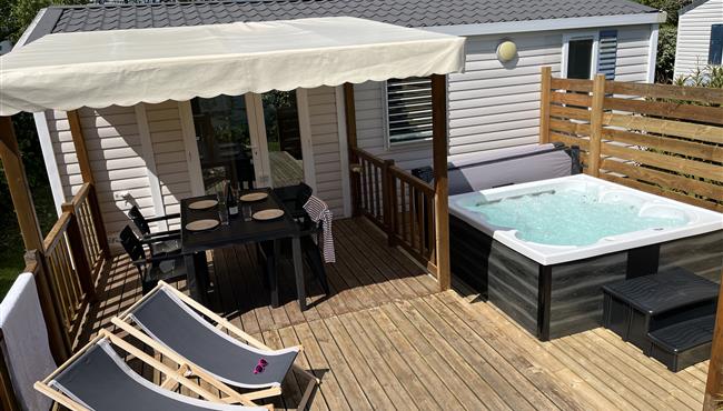stacaravan Huisje te huur 2 slaapkamers jacuzzi spa camping Kost Ar Moor fouesnant bretagne