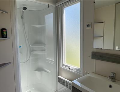stacaravan Huisje te huur 2 slaapkamers jacuzzi spa camping Kost Ar Moor fouesnant bretagne