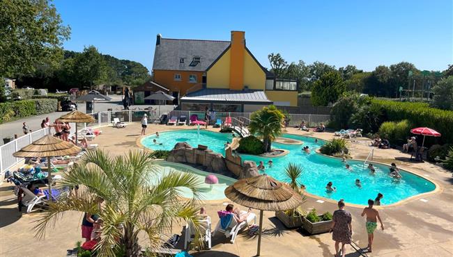 Verwarmd zwembad in Fouesnant - Camping kost ar moor