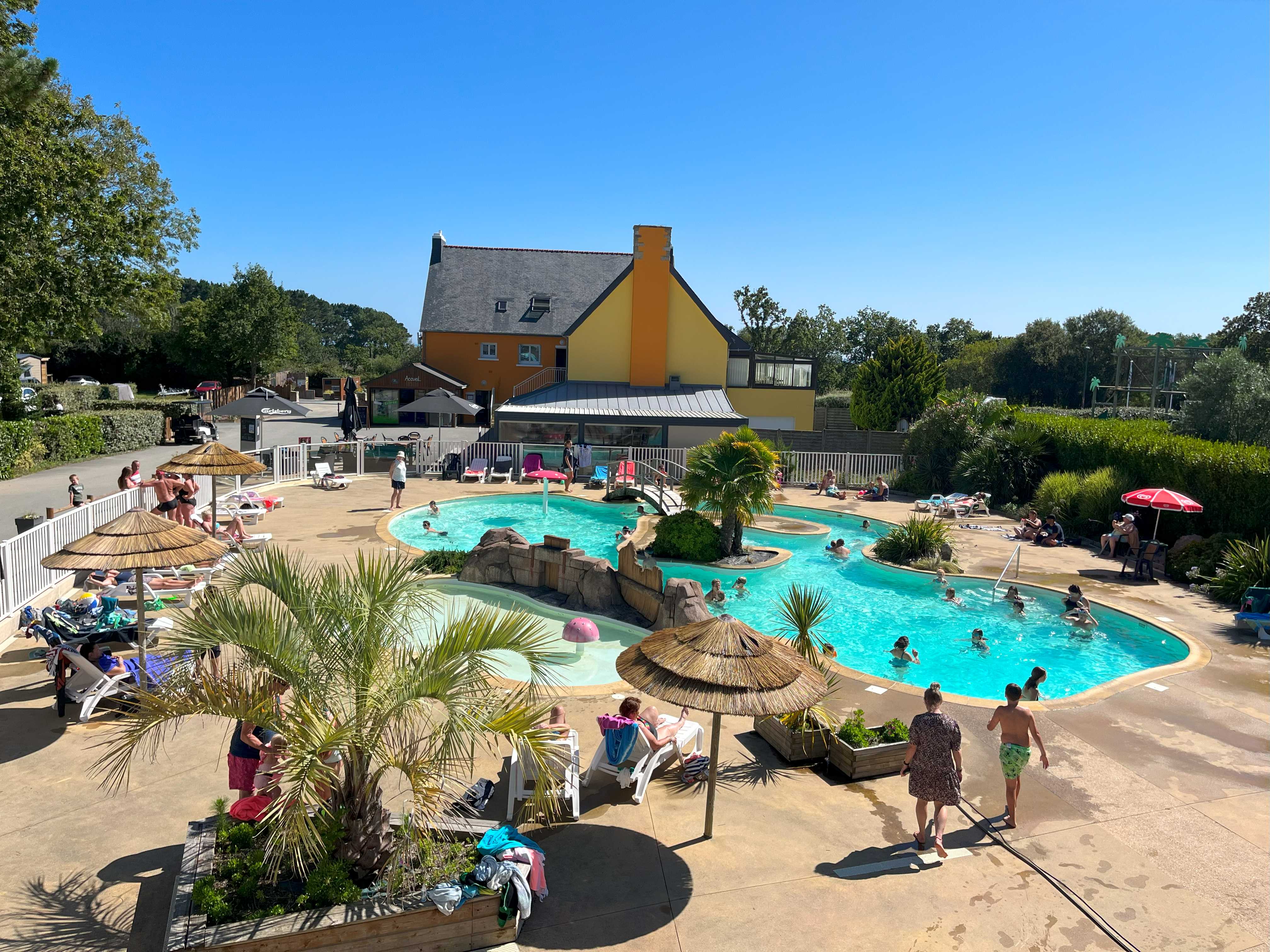 Camping fouesnant zwembad Finistère